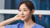 Shin Seul-ki as Yun Ji-kyung (Image via X @SBSNOW)